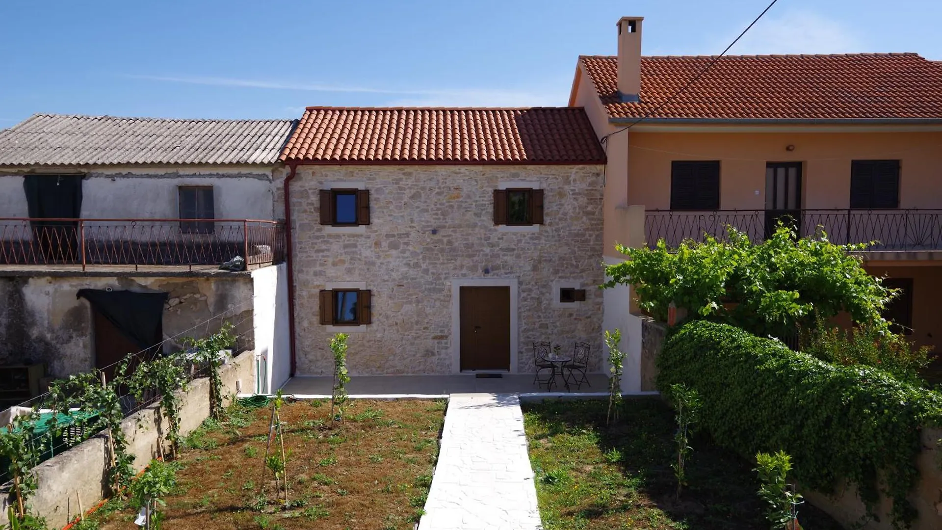 Villa Dora With Private Pool Podgradina  크로아티아